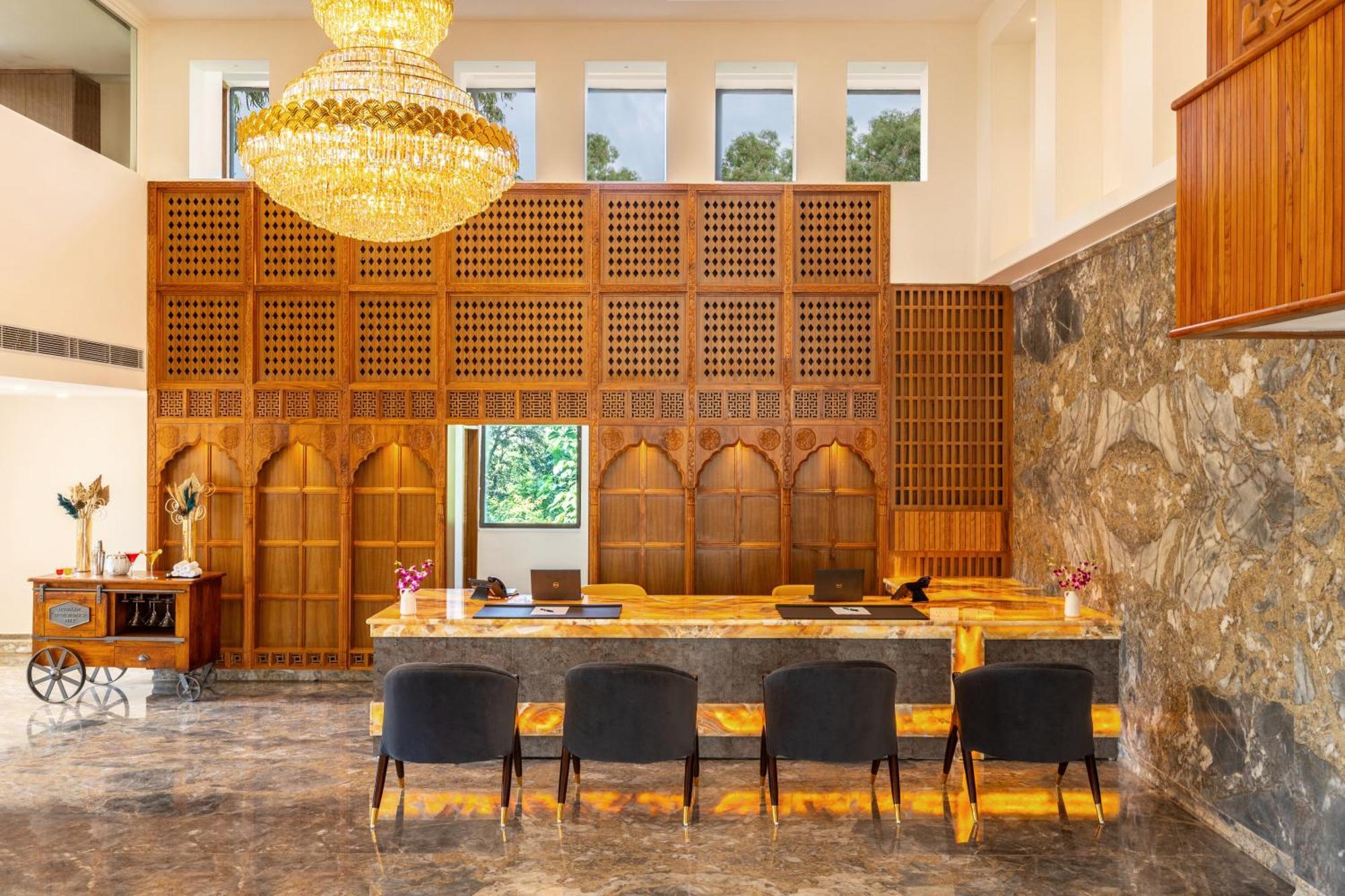 Hotel The Prominence Mussoorie Road Dehradun Extérieur photo